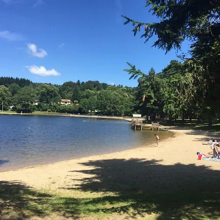 Les Volets Verts * Miraval-Cabardes