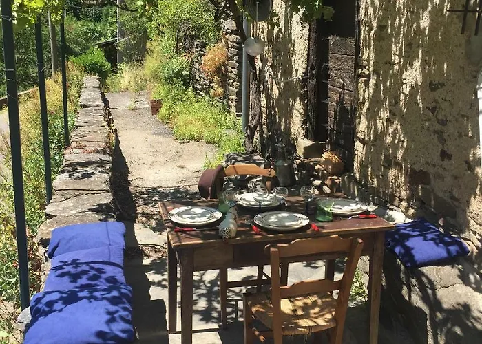 Vakantiehuis Les Volets Verts Miraval-Cabardes